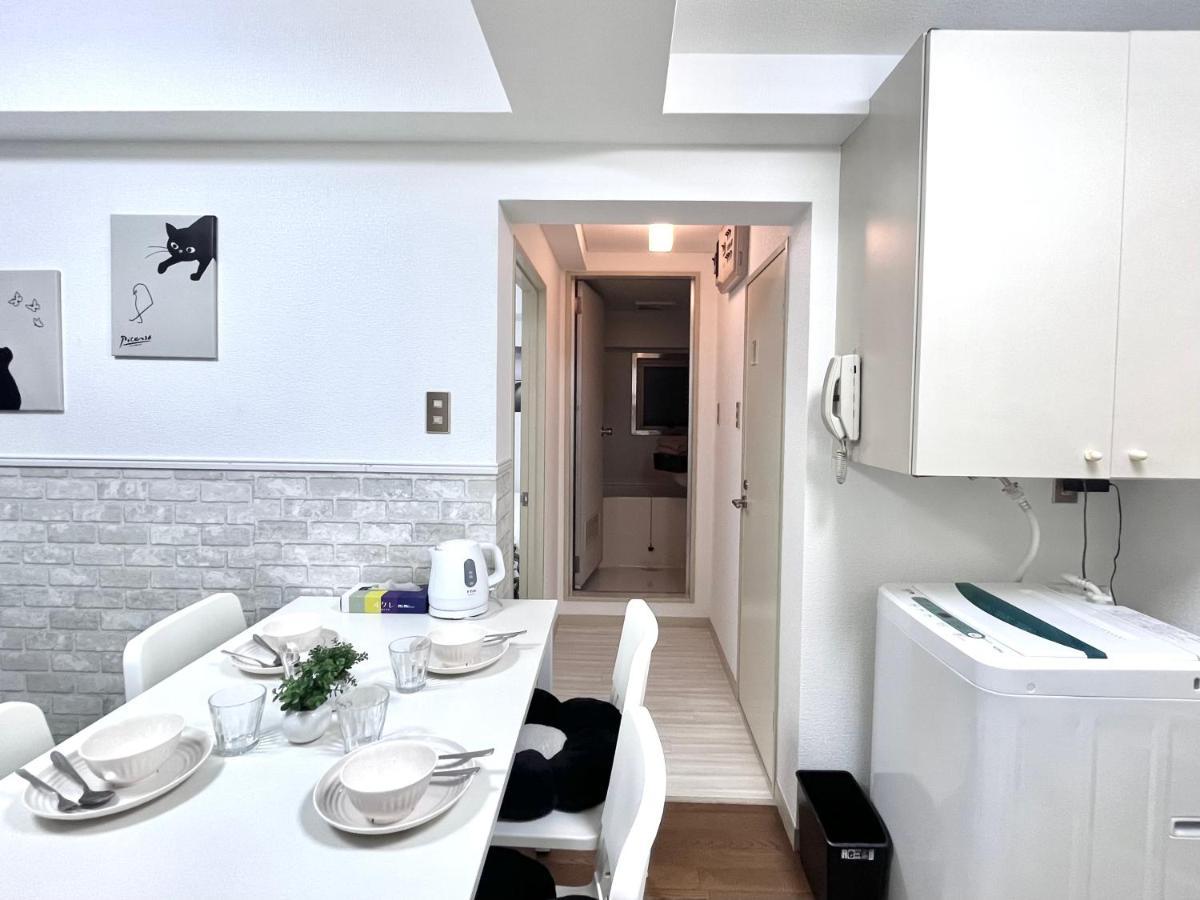 Apartment Ikebukuro Sugamo 302 *